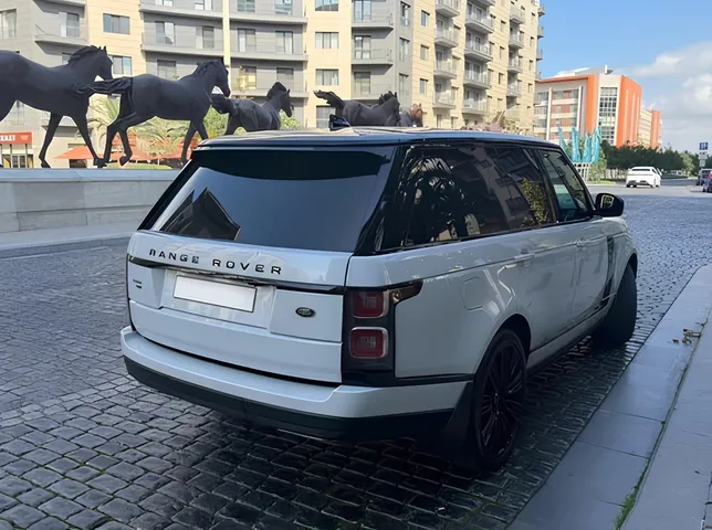 Land Rover Range Rover, 3.0 L, 2020 year, 112 000 km, Baku - Price: 138 000 ₼ - Tunel.az