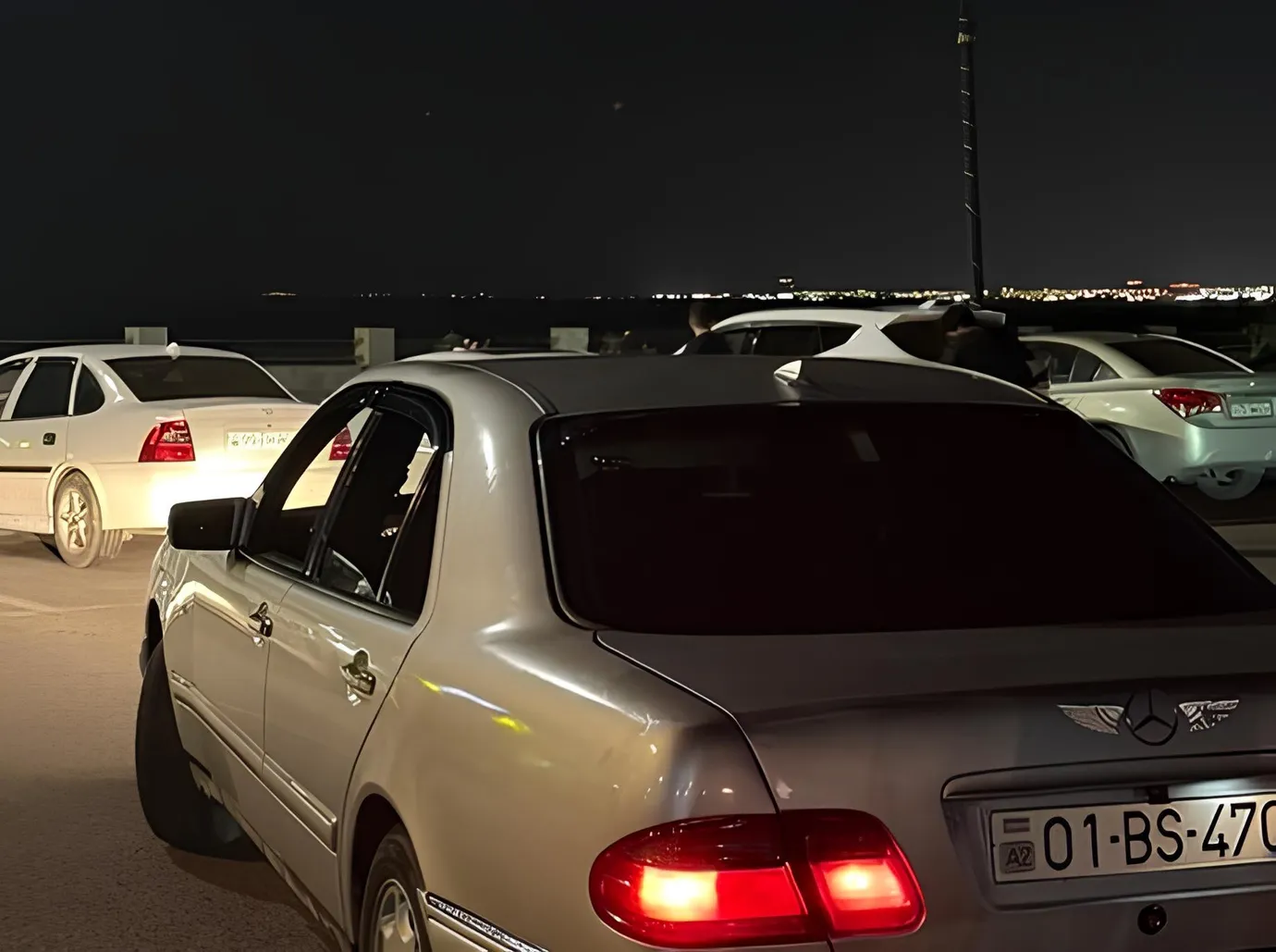 Mercedes E 230, 2.3 L, 1996 год, 250 000 km, Сумгаит - Цена: 7 900 ₼ - Tunel.az