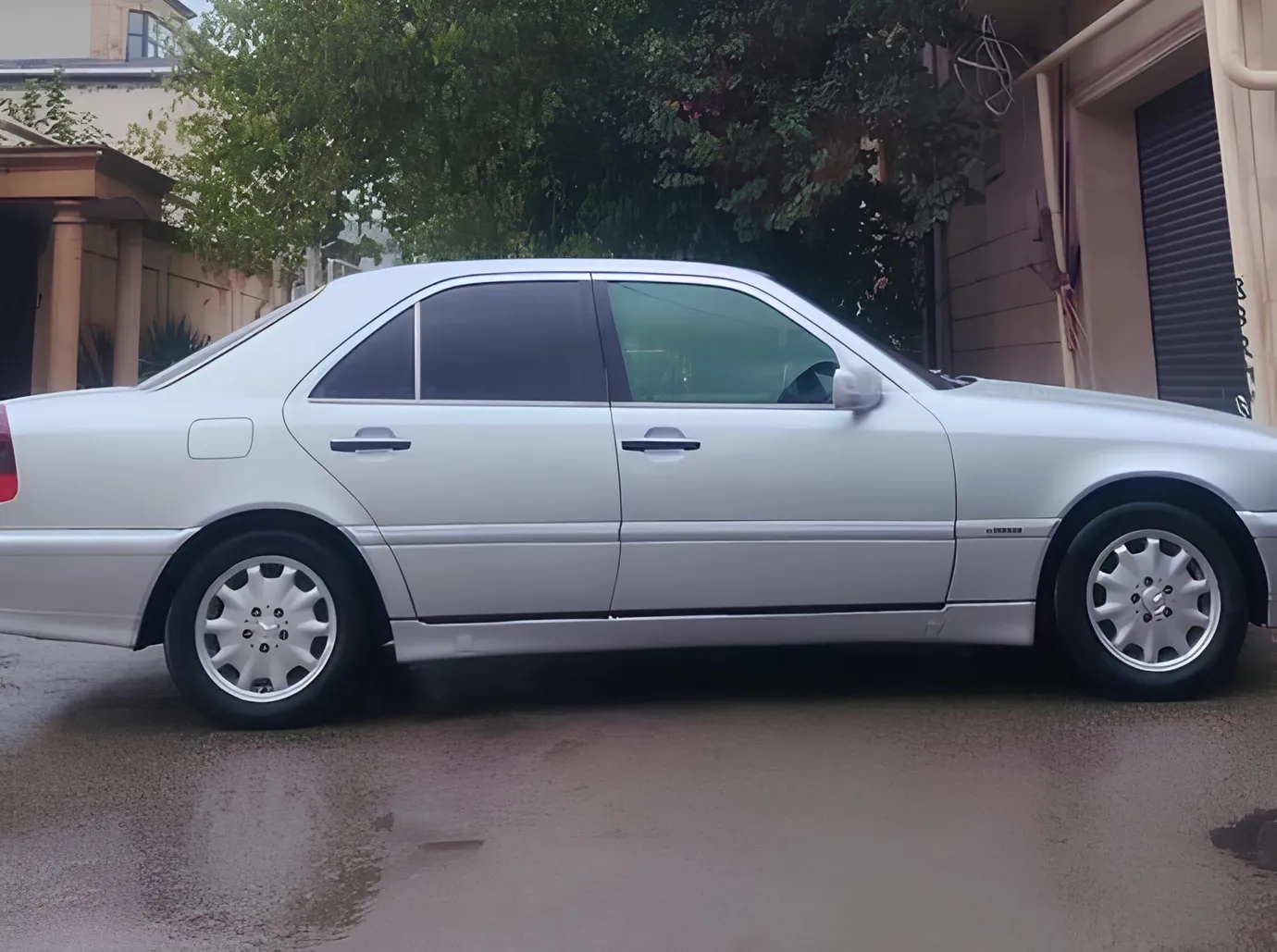 Mercedes C 230, 2.3 L, 1998 წელი, 256 883 km, Baku - ფასი: 11 900 ₼ - Tunel.az