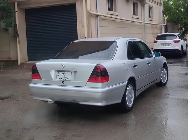 Mercedes C 230, 2.3 L, 1998 წელი, 256 883 km, Baku - ფასი: 11 900 ₼ - Tunel.az