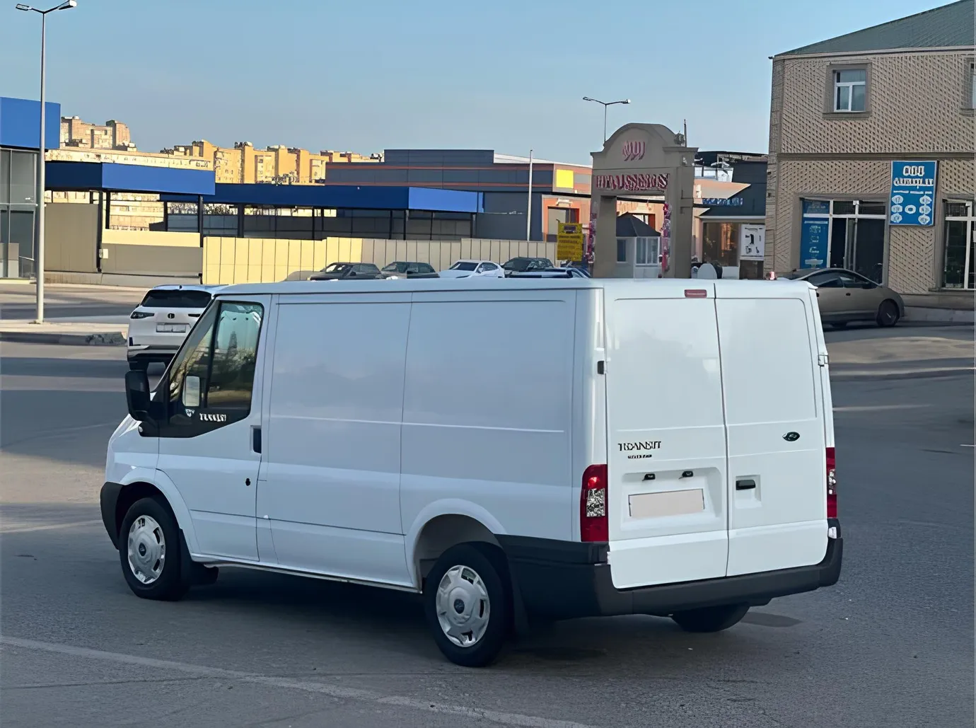 Ford Transit, 2.2 L, 2010 год, 185 000 km, Баку - Цена: 17 800 ₼ - Tunel.az