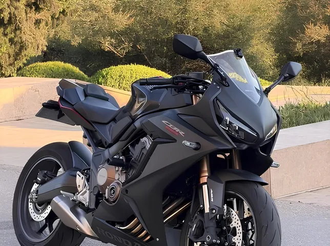 Honda CBR650R, 2.2 L, 2019 i̇l, 11 600 km, Bakı - Qiymət: 18 900 ₼ - Tunel.az