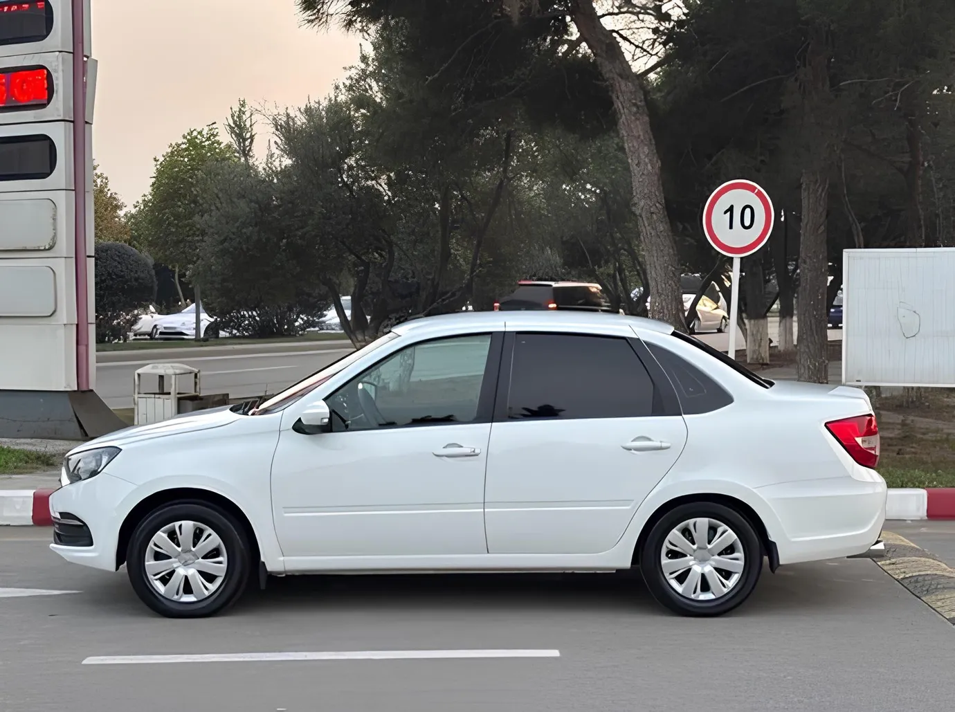 LADA (VAZ) Granta, 1.6 L, 2019 წელი, 120 600 km, Sumgayit - ფასი: 12 200 ₼ - Tunel.az