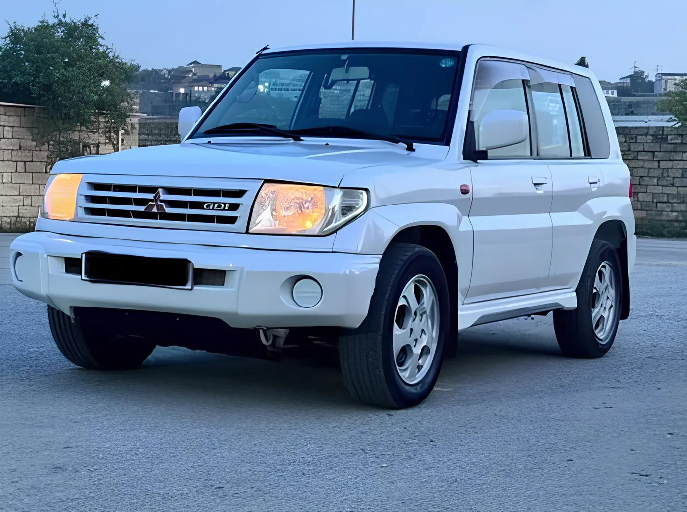 Mitsubishi Pajero io, 1.8 L, 1999 año, 250 000 km, Baku - Precio: 6 700 ₼ - Tunel.az