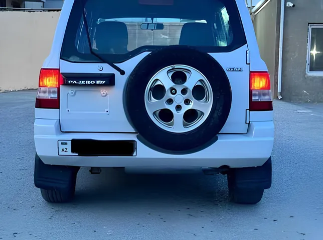 Mitsubishi Pajero io, 1.8 L, 1999 año, 250 000 km, Baku - Precio: 6 700 ₼ - Tunel.az