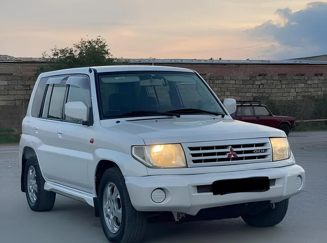 Mitsubishi Pajero io, 1.8 L, 1999 año, 250 000 km, Baku - Precio: 6 700 ₼ - Tunel.az