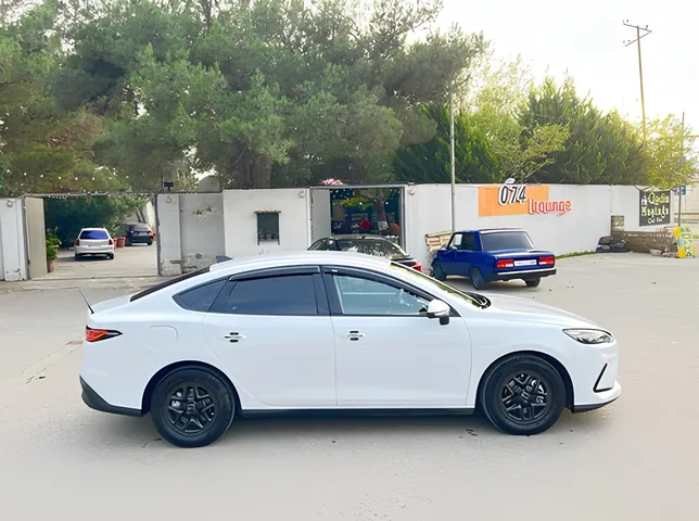 BYD Seal 05, 1.5 L, 2025 год, 44 500 km, Баку - Цена: 27 300 ₼ - Tunel.az