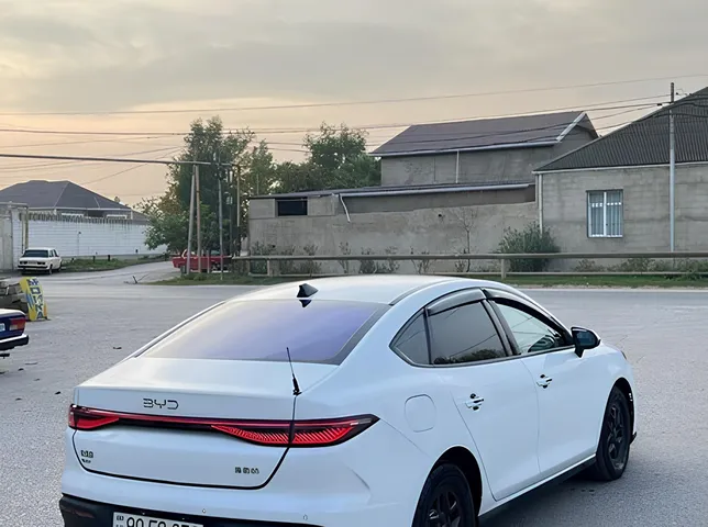 BYD Seal 05, 1.5 L, 2025 год, 44 500 km, Баку - Цена: 27 300 ₼ - Tunel.az