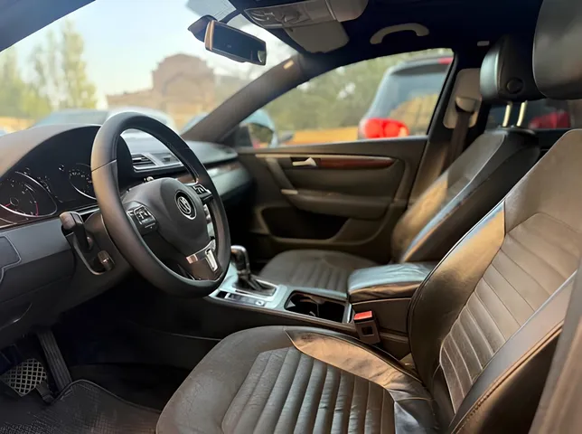 Volkswagen Passat, 1.8 L, 2012 i̇l, 223 000 km, Sumqayıt - Qiymət: 12 700 ₼ - Tunel.az