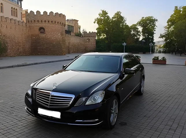 Mercedes E 220, 2.1 L, 2012 i̇l, 400 000 km, Bakı - Qiymət: 21 500 ₼ - Tunel.az