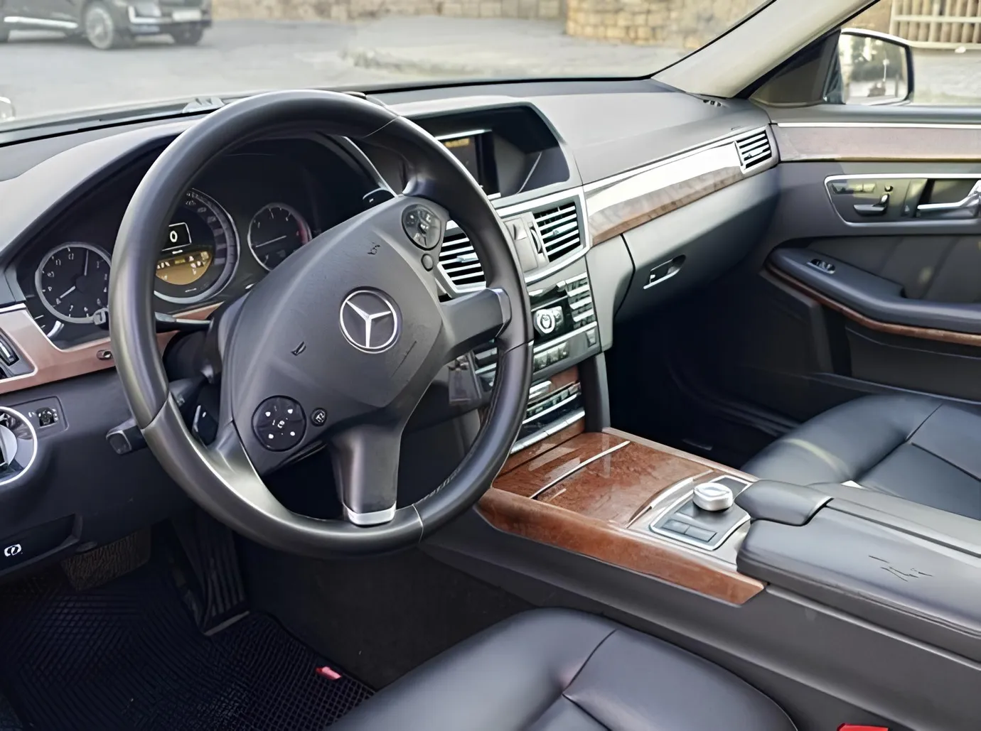 Mercedes E 220, 2.1 L, 2012 i̇l, 400 000 km, Bakı - Qiymət: 21 500 ₼ - Tunel.az