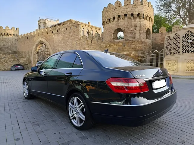 Mercedes E 220, 2.1 L, 2012 i̇l, 400 000 km, Bakı - Qiymət: 21 500 ₼ - Tunel.az