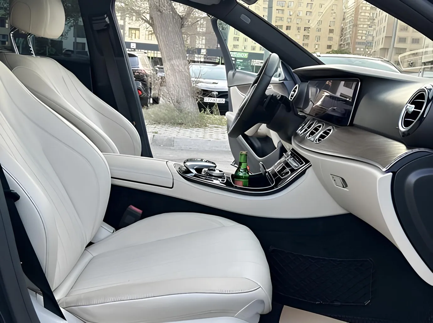 Mercedes E 300, 2.0 L, 2016 baujahr, 245 000 km, Baku - Preis: 38 900 ₼ - Tunel.az