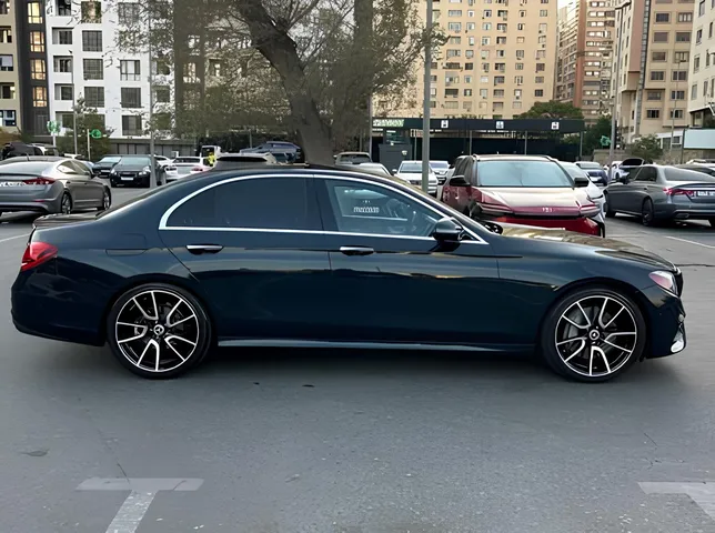 Mercedes E 300, 2.0 L, 2016 baujahr, 245 000 km, Baku - Preis: 38 900 ₼ - Tunel.az