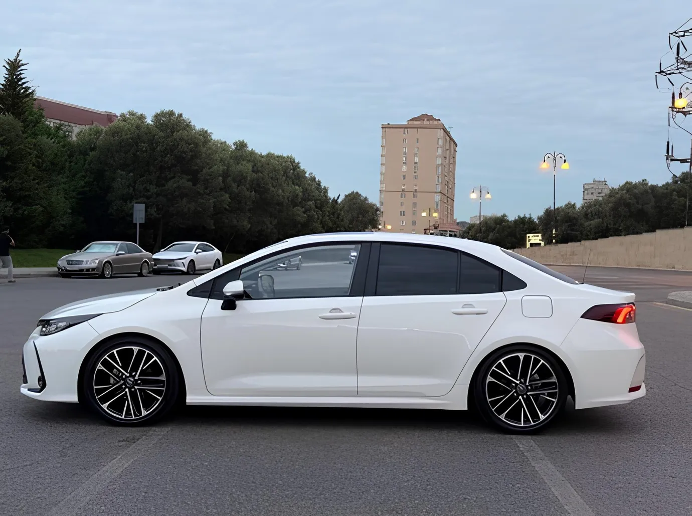 Toyota Corolla, 1.8 L, 2025 year, 13 000 km, Baku - Price: 34 900 ₼ - Tunel.az