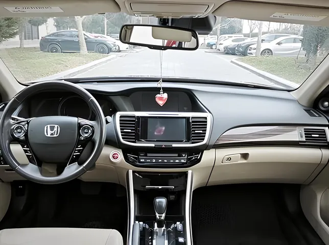 Honda Accord, 2.0 L, 2016 year, 83 000 km, Baku - Price: 26 800 ₼ - Tunel.az