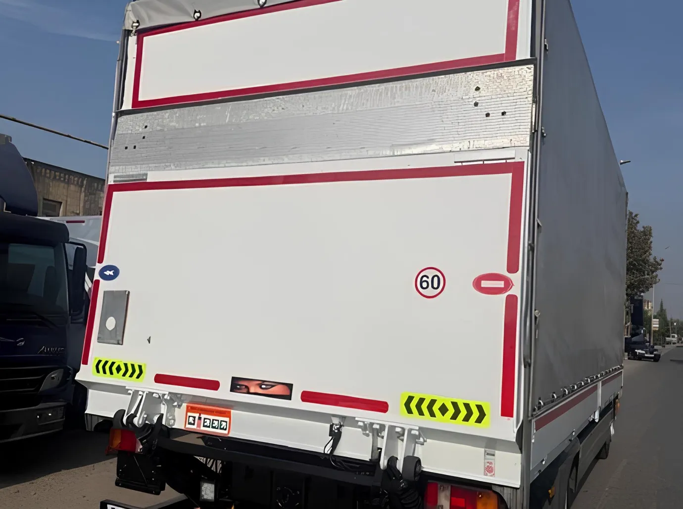 Mercedes Atego 818, 4.3 L, 2010 წელი, 233 243 km, Baku - ფასი: 39 500 ₼ - Tunel.az