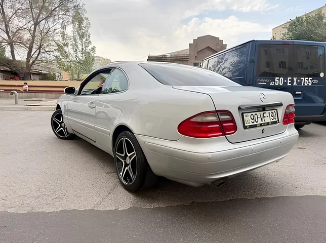 Mercedes CLK 200, 2.0 L, 1999 i̇l, 290 000 km, Sumqayıt - Qiymət: 9 800 ₼ - Tunel.az