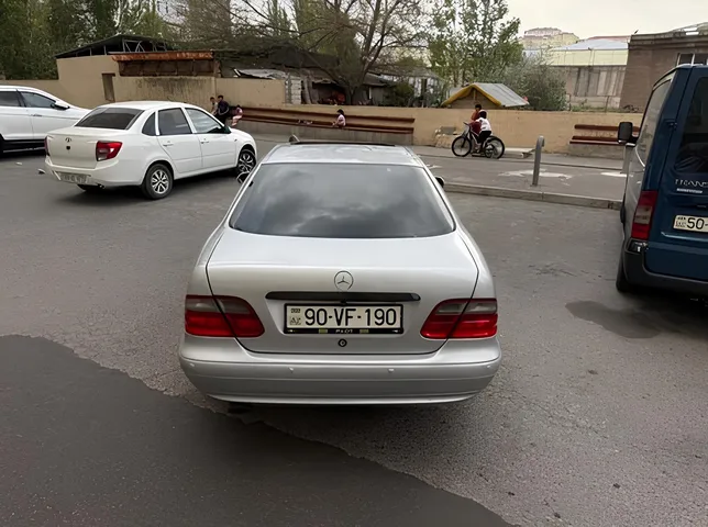 Mercedes CLK 200, 2.0 L, 1999 i̇l, 290 000 km, Sumqayıt - Qiymət: 9 800 ₼ - Tunel.az