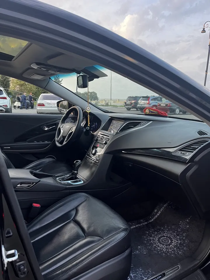 Hyundai Grandeur, 2.2 L, 2015 год, 172 000 km, Сумгаит - Цена: 29 000 ₼ - Tunel.az