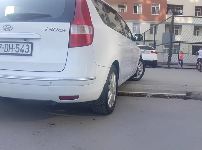 Hyundai i30, 2.0 L, 2010 year, 215 000 km, Baku - Price: 18 800 ₼ - Tunel.az