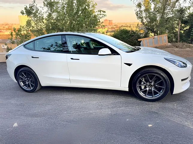 Tesla Model 3, 2.1 L, 2020 год, 248 568 km, Баку - Цена: 21 000 ₼ - Tunel.az