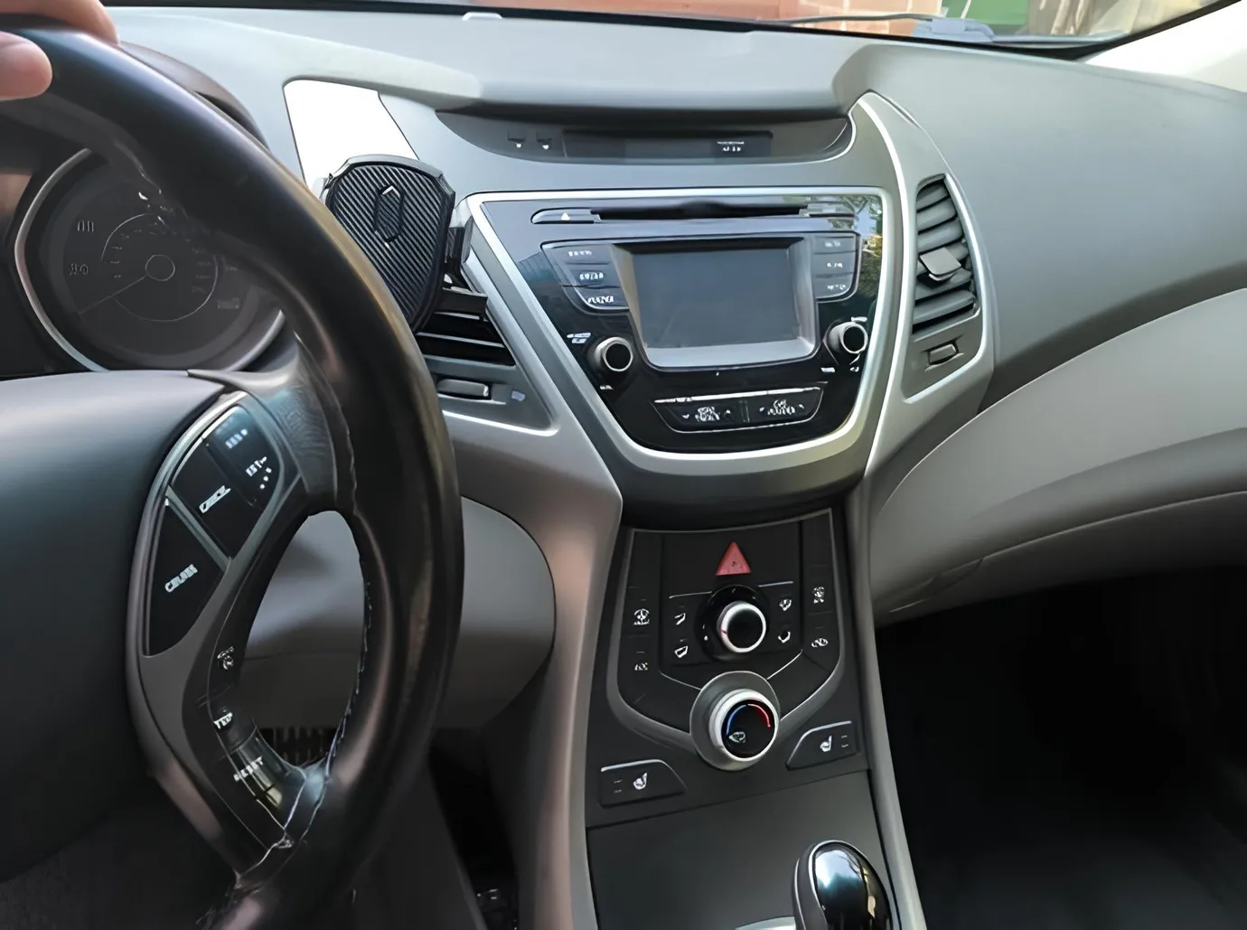Hyundai Elantra, 1.8 L, 2014 год, 332 738 km, Сумгаит - Цена: 16 200 ₼ - Tunel.az