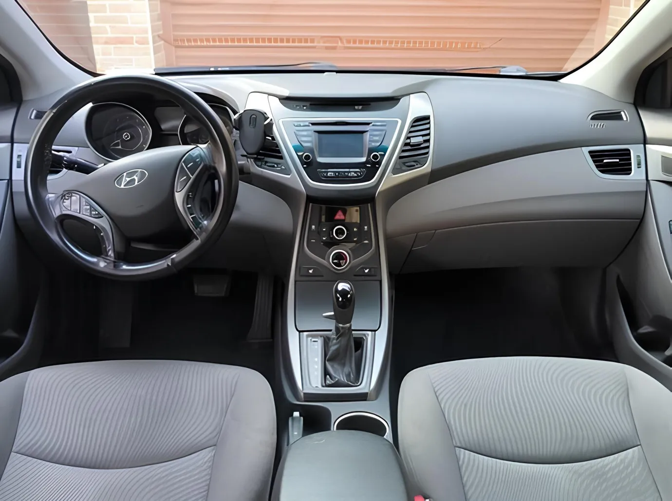 Hyundai Elantra, 1.8 L, 2014 год, 332 738 km, Сумгаит - Цена: 16 200 ₼ - Tunel.az