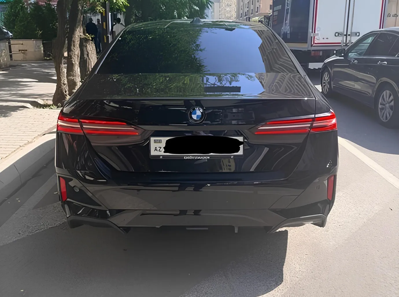 BMW 520, 2.0 L, 2023 год, 53 000 km, Баку - Цена: 109 100 ₼ - Tunel.az