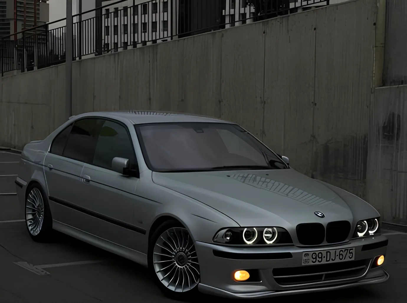 BMW 525, 2.5 L, 2003 ano, 290 000 km, Baku - Preço: 12 300 ₼ - Tunel.az