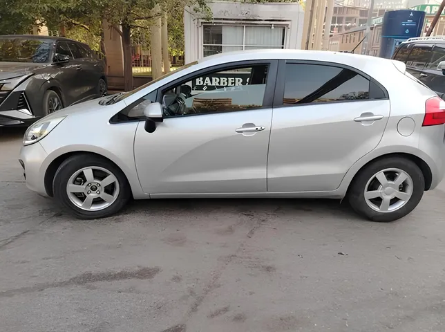 Kia Rio, 1.4 L, 2014 год, 395 000 km, Баку - Цена: 13 500 ₼ - Tunel.az