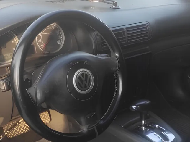 Volkswagen Passat, 1.8 L, 2004 год, 357 772 km, Баку - Цена: 5 400 ₼ - Tunel.az