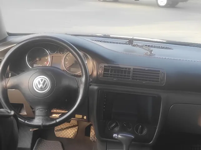 Volkswagen Passat, 1.8 L, 2004 год, 357 772 km, Баку - Цена: 5 400 ₼ - Tunel.az