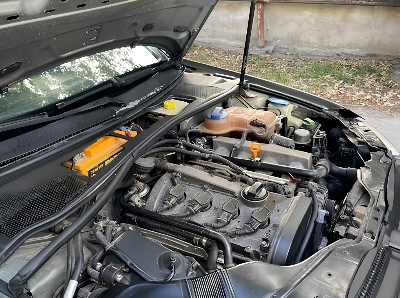 Volkswagen Passat, 1.8 L, 2004 год, 357 772 km, Баку - Цена: 5 400 ₼ - Tunel.az