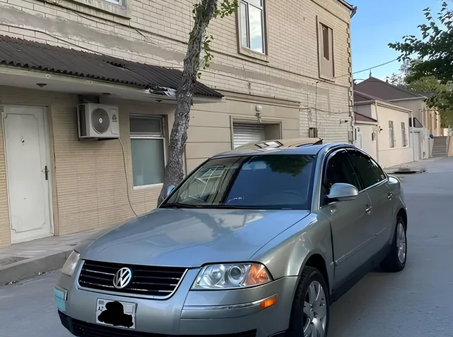 Volkswagen Passat, 1.8 L, 2004 год, 357 772 km, Баку - Цена: 5 400 ₼ - Tunel.az
