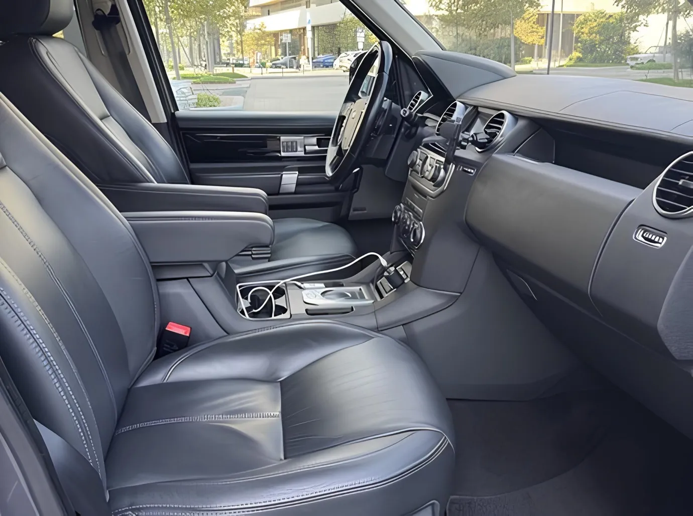 Land Rover Discovery, 3.0 L, 2015 year, 110 000 km, Baku - Price: 51 000 ₼ - Tunel.az