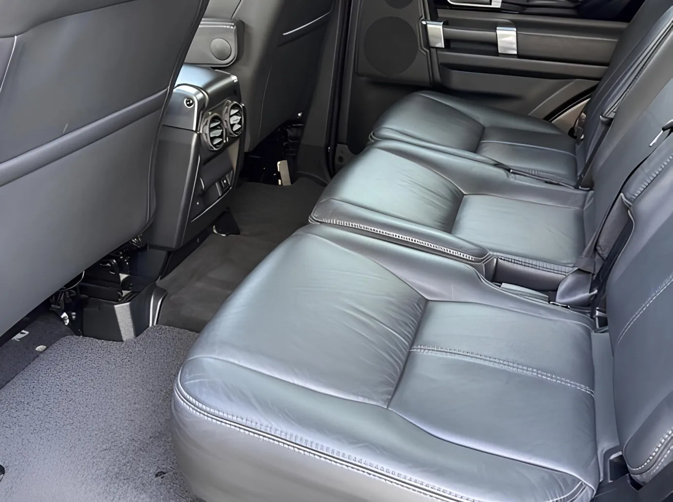 Land Rover Discovery, 3.0 L, 2015 year, 110 000 km, Baku - Price: 51 000 ₼ - Tunel.az