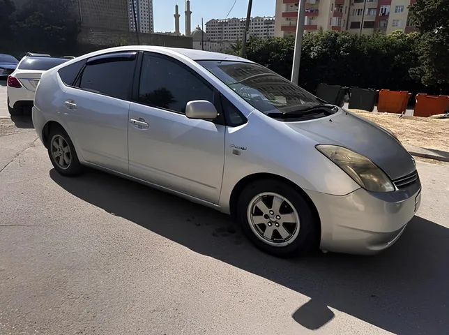 Toyota Prius, 1.5 L, 2007 yıl, 300 000 km, Baku - Fiyat: 21 600 ₼ - Tunel.az