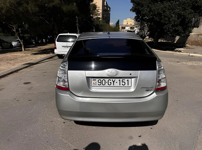 Toyota Prius, 1.5 L, 2007 yıl, 300 000 km, Baku - Fiyat: 21 600 ₼ - Tunel.az