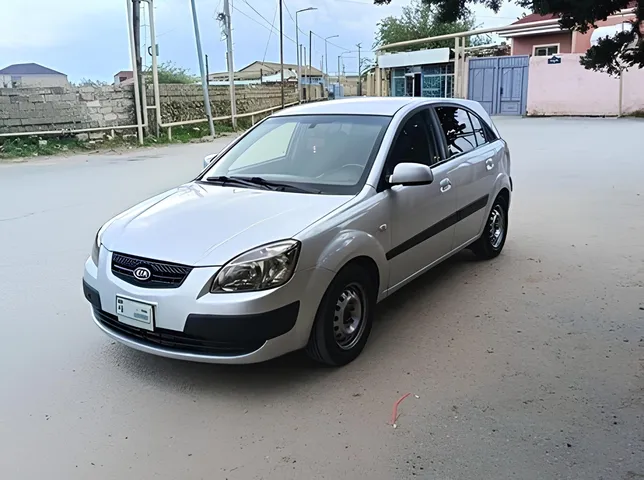 Kia Rio, 1.4 L, 2006 год, 350 000 km, Баку - Цена: 9 400 ₼ - Tunel.az