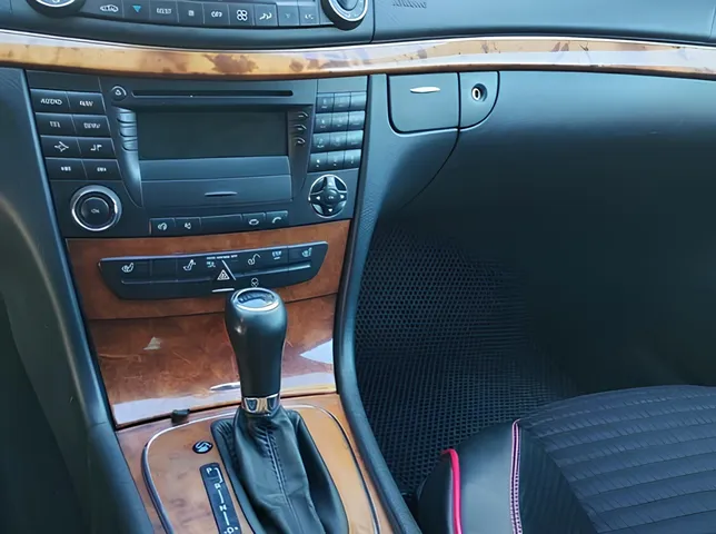 Mercedes E 220, 2.2 L, 2006 year, 344 000 km, Lankaran - Price: 18 600 ₼ - Tunel.az