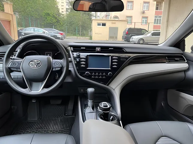 Toyota Camry, 2.5 L, 2019 year, 59 000 km, Baku - Price: 34 500 ₼ - Tunel.az
