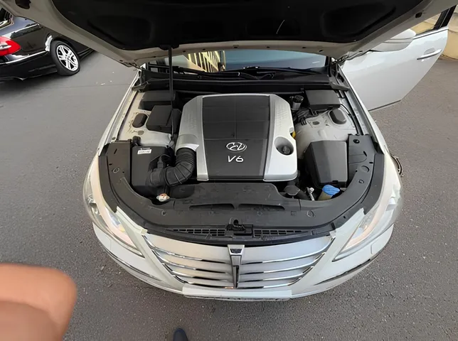 Hyundai Genesis, 3.8 L, 2012 год, 232 000 km, Баку - Цена: 19 800 ₼ - Tunel.az