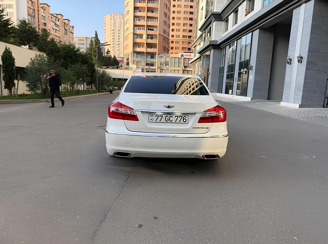 Hyundai Genesis, 3.8 L, 2012 год, 232 000 km, Баку - Цена: 19 800 ₼ - Tunel.az