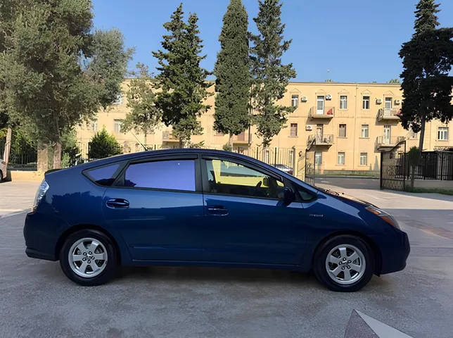 Toyota Prius, 1.5 L, 2008 წელი, 300 000 km, Baku - ფასი: 13 500 ₼ - Tunel.az