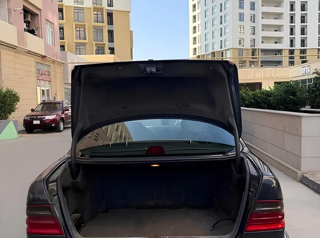 Mercedes E 240, 2.4 L, 1997 year, 433 891 km, Baku - Price: 10 800 ₼ - Tunel.az