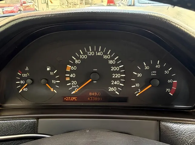 Mercedes E 240, 2.4 L, 1997 year, 433 891 km, Baku - Price: 10 800 ₼ - Tunel.az