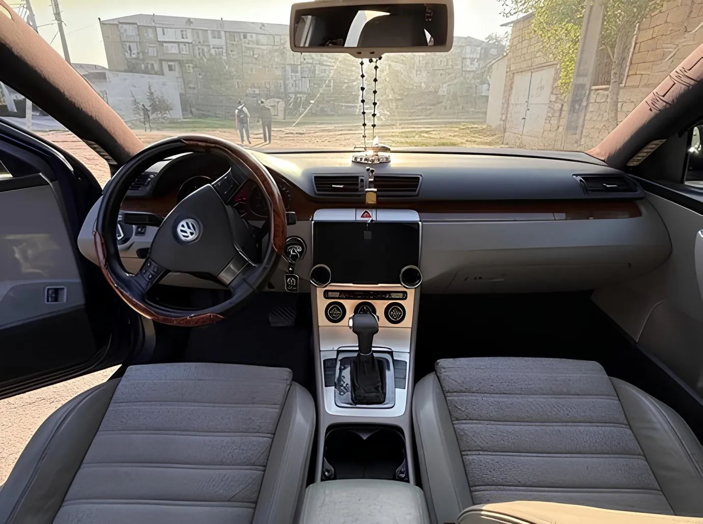 Volkswagen Passat, 2.0 L, 2009 წელი, 331 038 km, Sumgayit - ფასი: 8 600 ₼ - Tunel.az