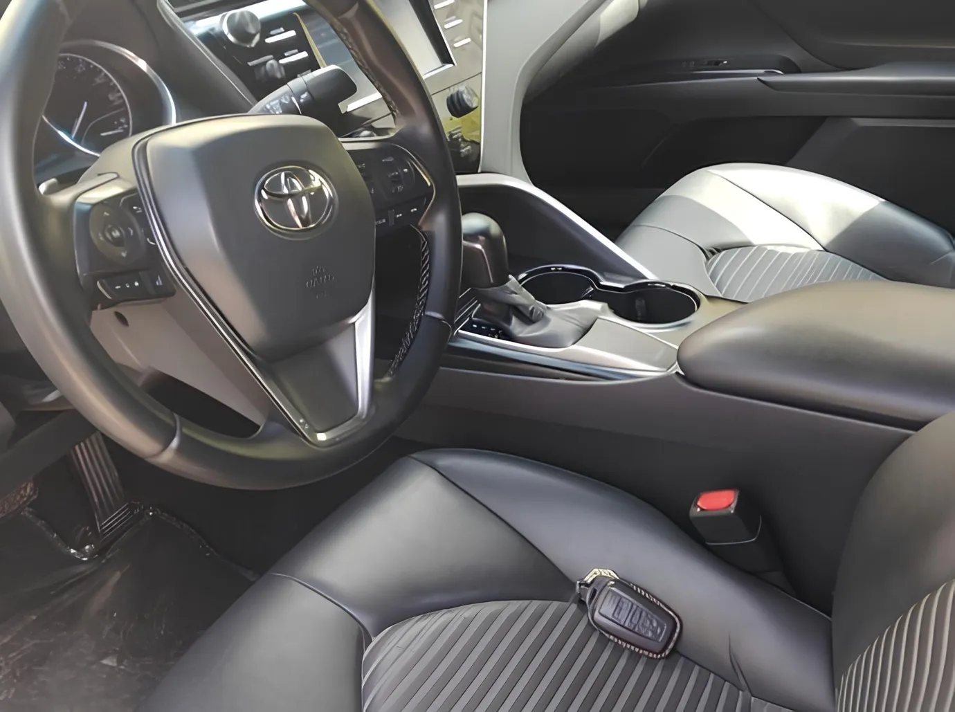 Toyota Camry, 2.5 L, 2018 год, 96 000 km, Баку - Цена: 36 500 ₼ - Tunel.az