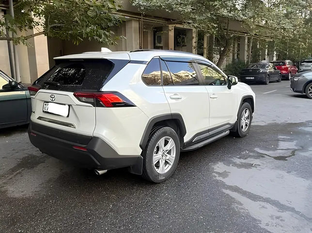 Toyota RAV4, 2.5 L, 2021 жазыңыз жыл, 16 800 km, Baku - Бағасы: 48 500 ₼ - Tunel.az